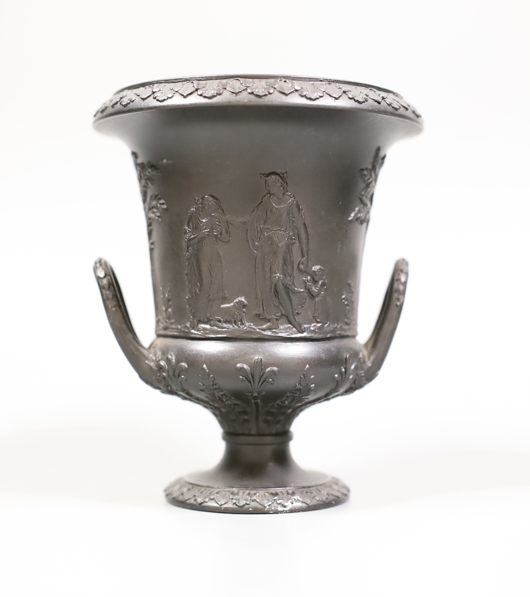 A Wedgwood black basalt urn vase, 13cm tall